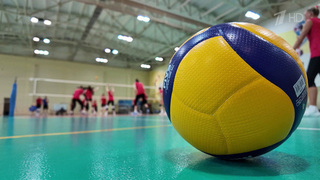 В эти выходные смотрите на Первом турнир по волейболу между Россией и Сербией